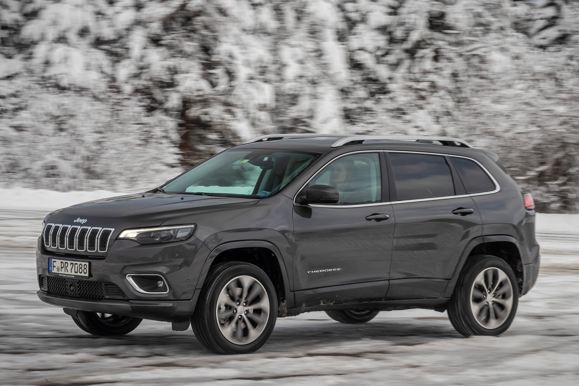 Cherokee faceliftJeep 