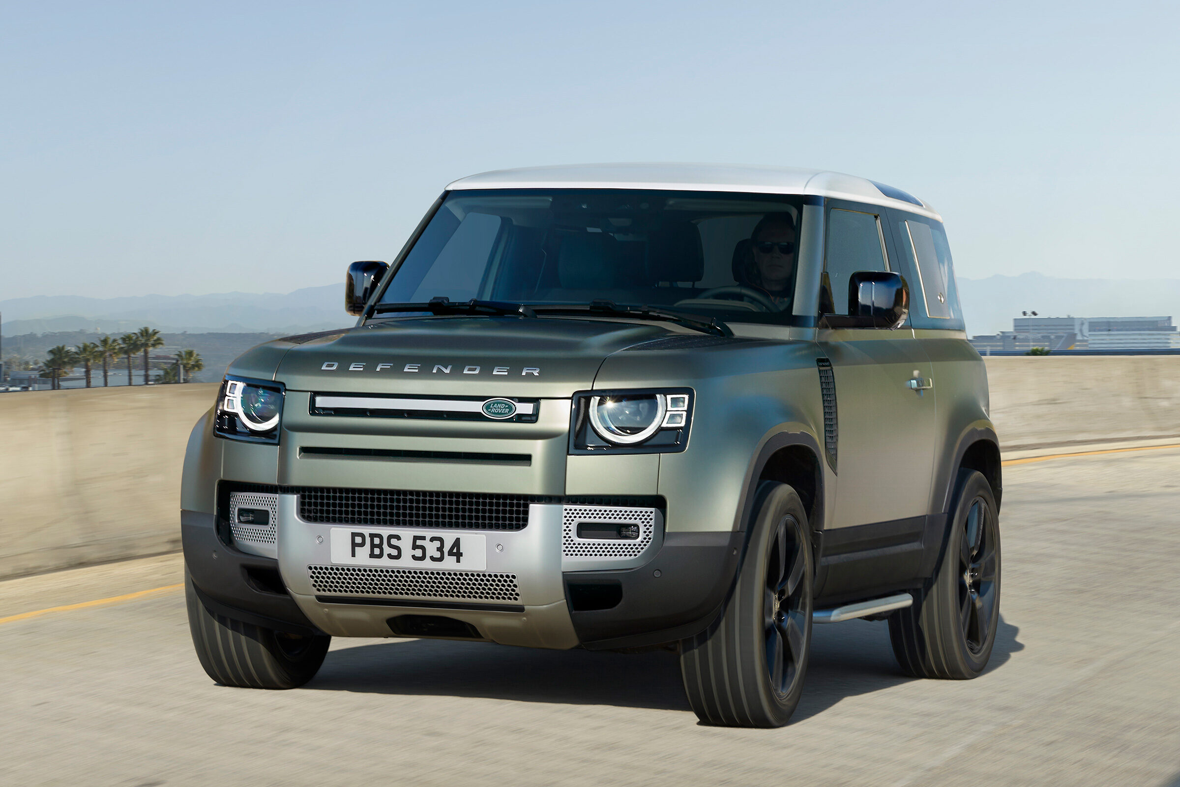 3.0 P400 MHEV X-DYNAMIC SE 130 AUTO 4WDLand Rover 