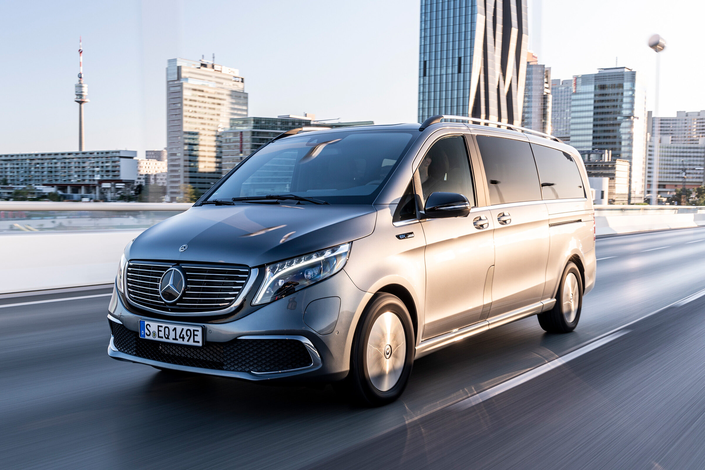 BEV 66KWH EQV 250 LWB AUTOMercedes-Benz 