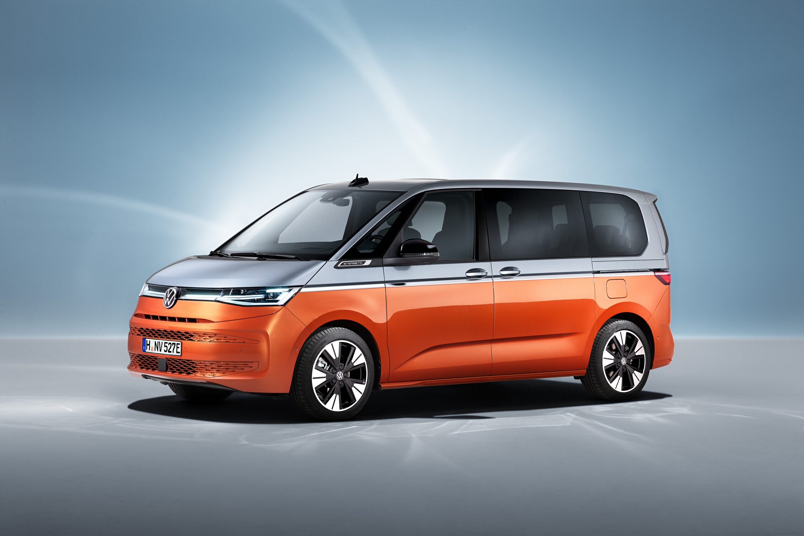Volkswagen a lansat noua generație Multivan - Autocritica
