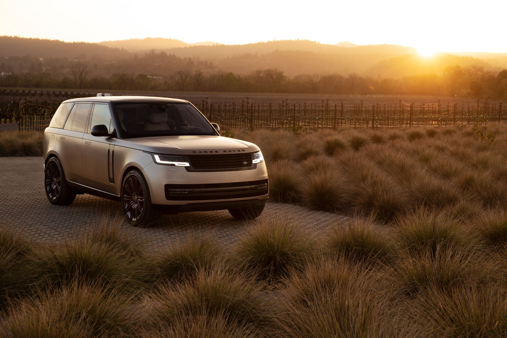 4.4 P530 AUTOBIOGRAPHY AT 4WD LWB 7 SEATRange Rover 