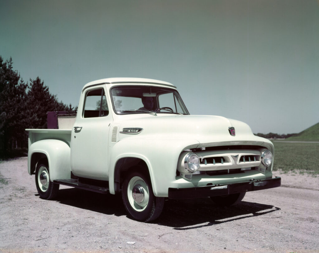 This image has an empty alt attribute; its file name is ford-f100-1024x813.jpg