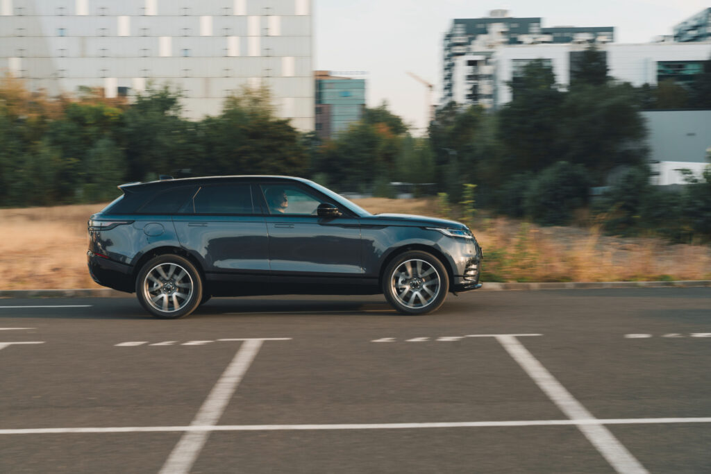 Test Drive: Range Rover Velar plug-in hybrid - Autocritica