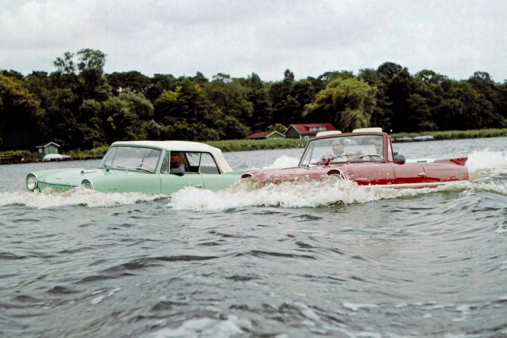 Amphicar: originile primului automobil amfibiu civil de serie