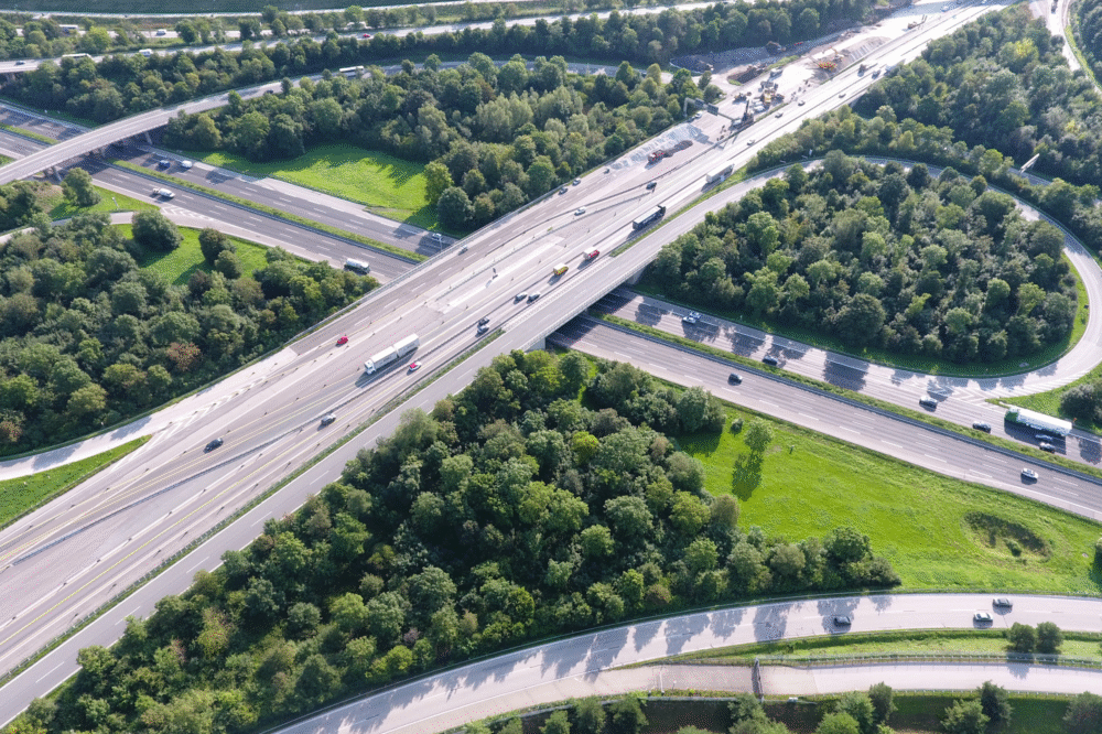 Piata auto în martie 2025: Europa revine pe creștere