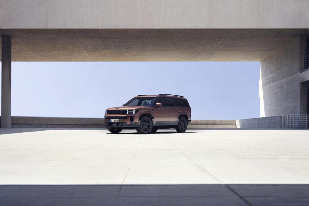 Hyundai Santa Fe plug-in hybrid: Minecraft