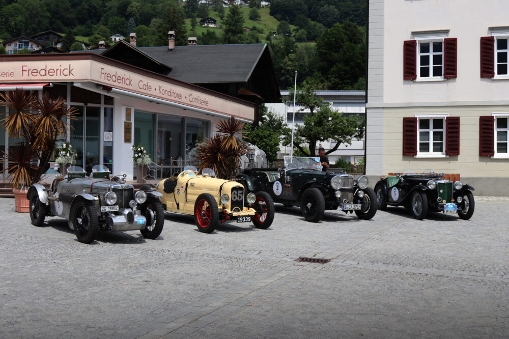 Roțile istoriei au plecat să cucerească munții: Silvretta Classic Rallye 2025