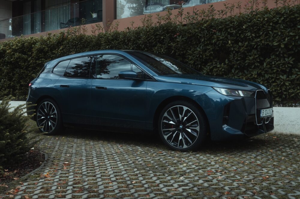Test Drive: BMW iX xDrive60