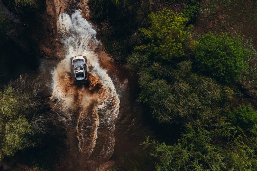 Povești din rally-raid: cum s-a văzut performanța Dacia Sandriders în etapa din Portugalia