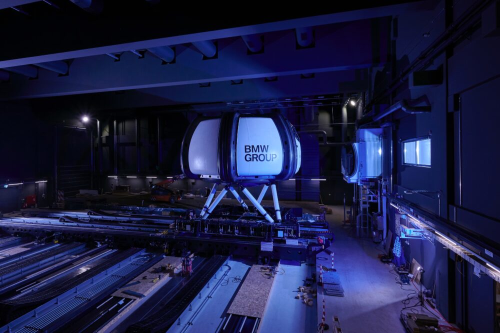 BMW FIZ: Fața nevăzută a plăcerii de a conduce