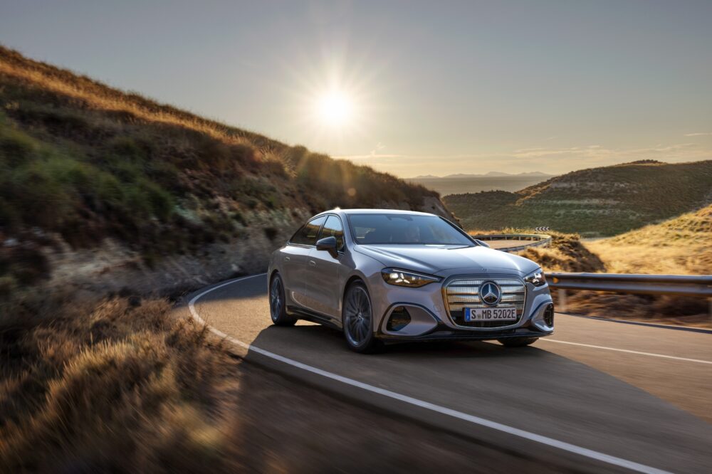 Noul Mercedes-Benz Clasa C electric: „Baby-Benz” în variantă cu baterii