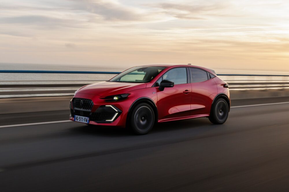 Renault Clio E-Tech 160: Modernism