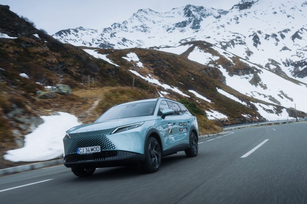 11 zile cu Omoda 7 plug-in hybrid: „Omoda a luat o sufragerie și a pus-o pe roți”