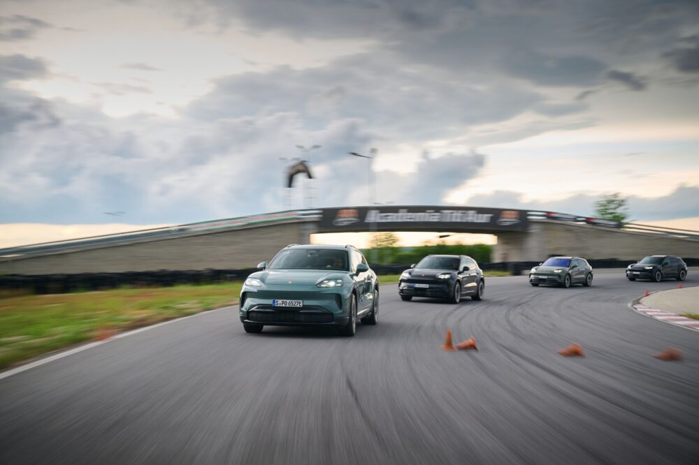 Cayenne Electric: niciodată nu-i prea mult Porsche